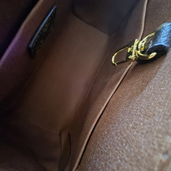 Cream and Brown Monogram Tote with Scarf AND CHARM 10x8 - Picture 11 of 12